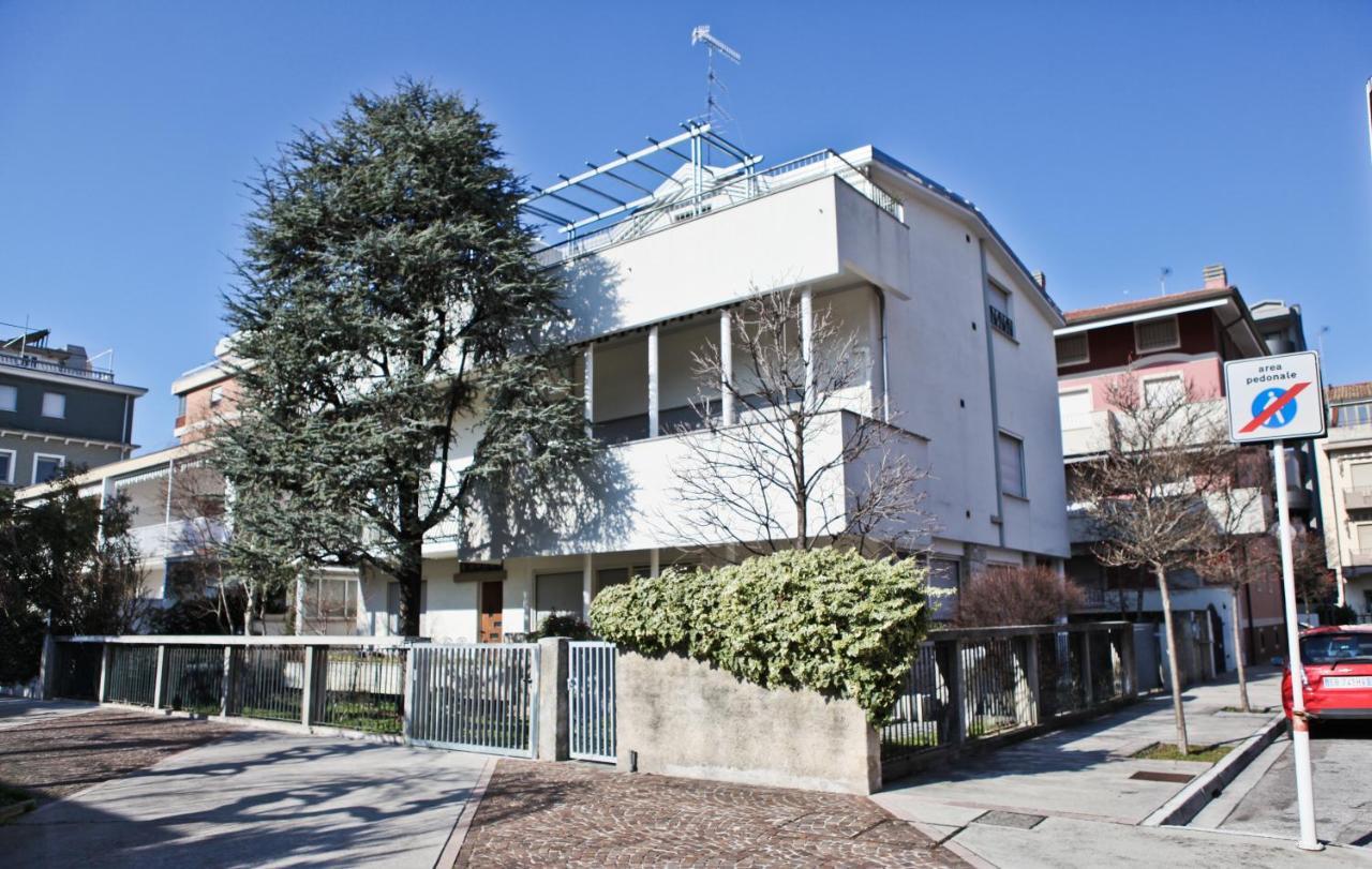 Villa Verdi Apartments Grado Buitenkant foto