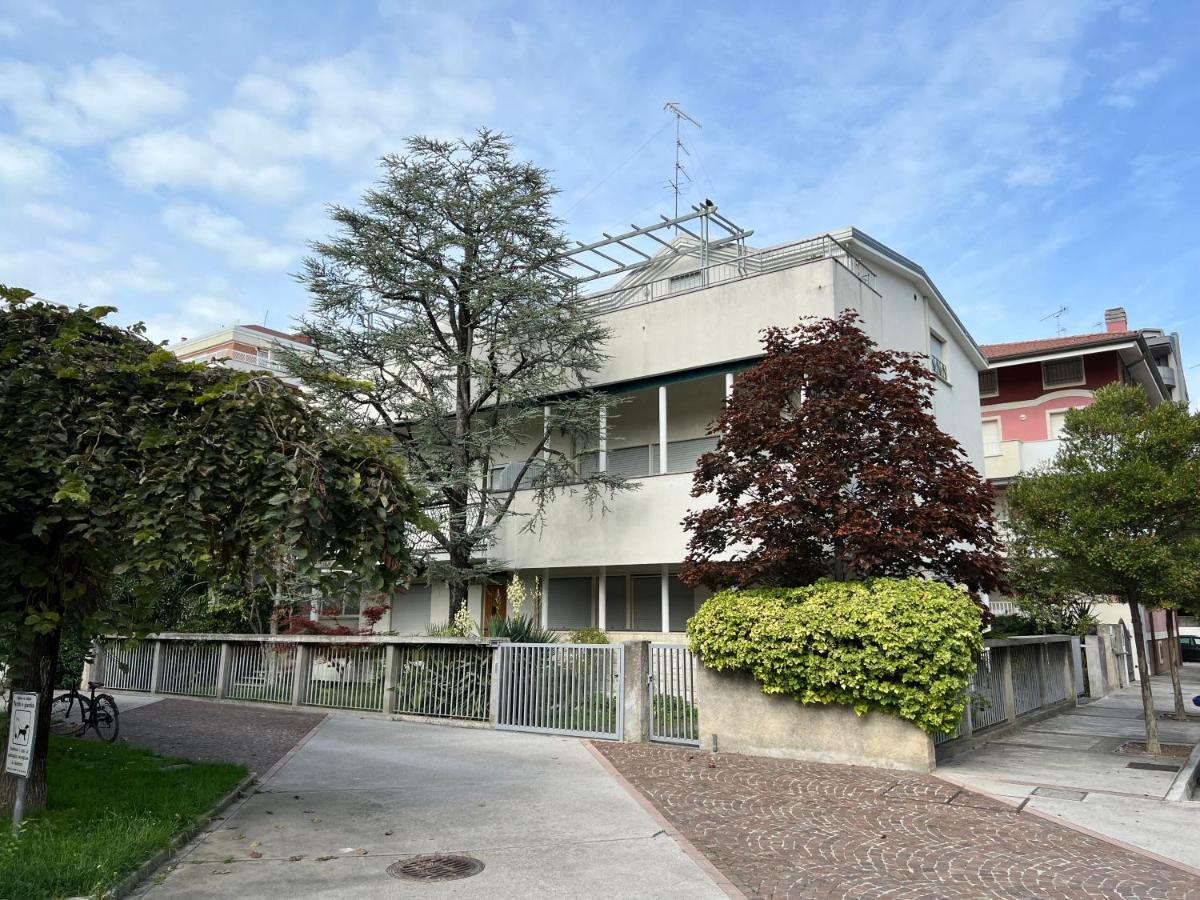 Villa Verdi Apartments Grado Buitenkant foto